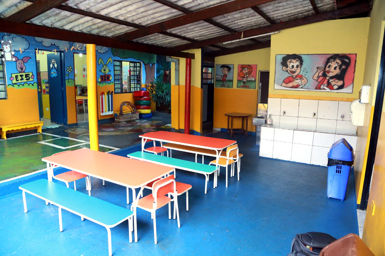 Oficina criativa no Cantinho do Saber em Cambé PR