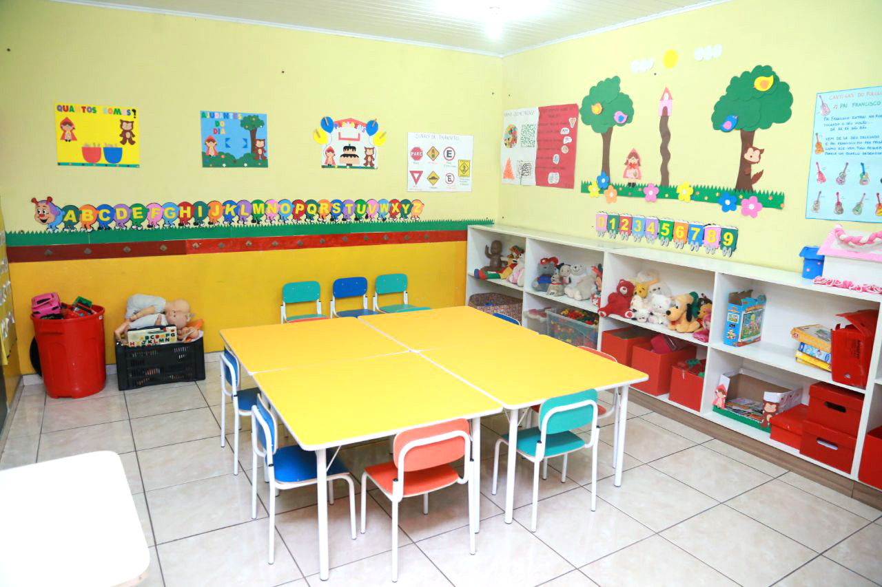 Hora da culinária no Cantinho do Saber em Cambé PR